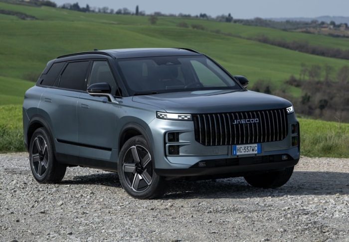 Jaecoo 7 SHS-H, il SUV ibrido da 224 cavalli e 26.900 euro 2 Jaecoo 7 SHS H 45 1 e1774854912848 700x487