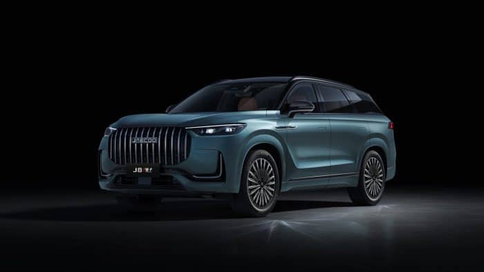 Jaecoo, i prezzi dei nuovi Suv e la tecnologia Super Hybrid 2 Jaecoo 8 1 700x394