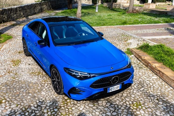 Mercedes CLA Hybrid, lusso ed efficienza. La prova su strada 2 Mercedes CLA Hybrid lusso ed efficienza. La prova su strada 50 700x466