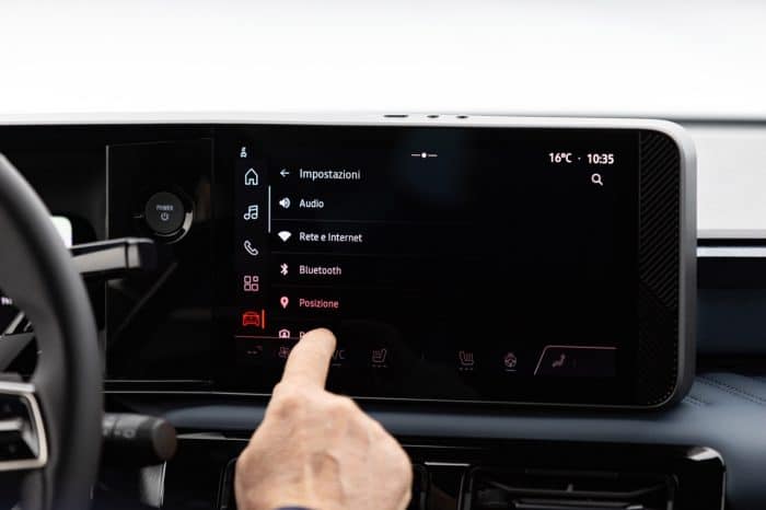 Nissan Micra 2026 test drive 81 700x466