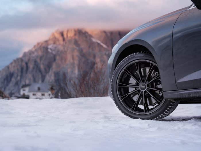 Nokian Snowproof 3P, nuovo pneumatico invernale premium 4 Nokian Tyres Snowproof 3P 3 700x525