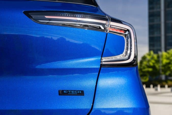 Renault Captur E Tech full hybrid Esprit Alpine 4 700x467