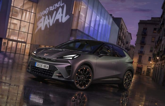 Cupra Raval, prezzo e caratteristiche della citycar elettrica e dinamica 3 01 CUPRA Raval Plasma e1775574382552 700x450