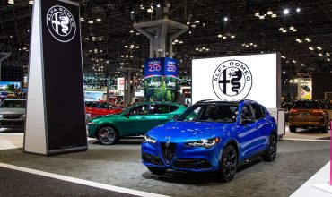 Alfa-Romeo-al-Salone-dellAutomobile-di-New-York-2-e1776071527515-370x220.jpg
