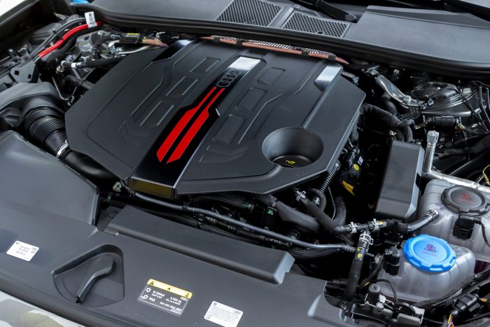 Audi S5 prova su strada 2026 7 700x467