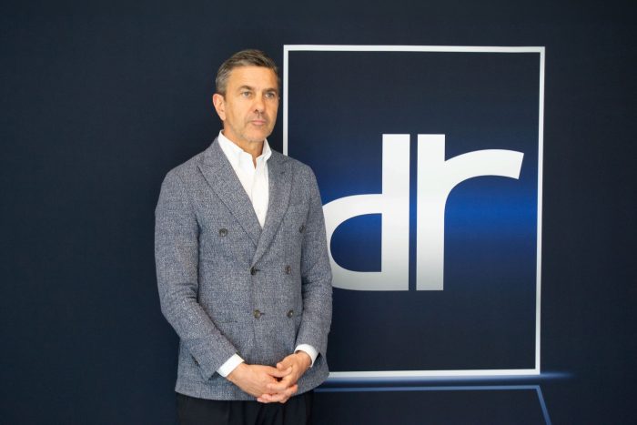 Billy Costacurta festeggia 60 anni con la DR 6 Super Hybrid 6 700x467