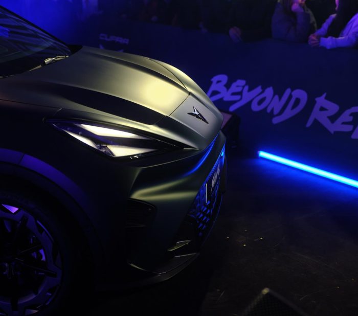 Cupra alla MDW 2026 arte design e la nuova Raval 2 700x618