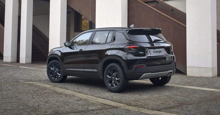 Jeep Avenger Black Edition 1 e1775672614194 700x367