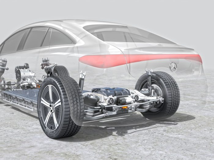 Mercedes EQS 2026 15 700x525