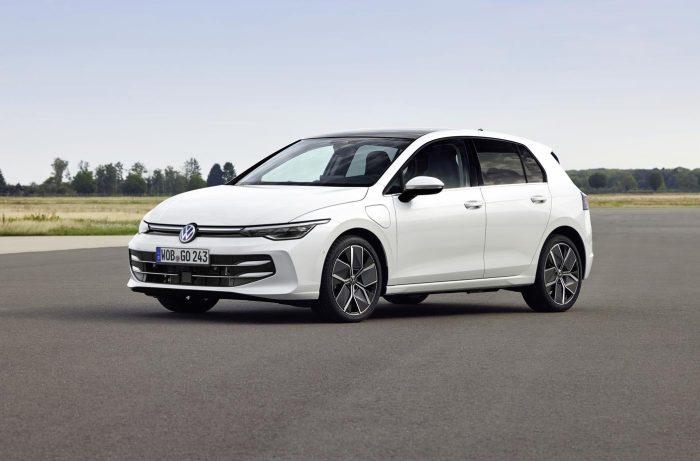 Nuova Golf eHybrid Style 2
