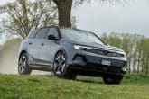 Opel Grandland Electric AWD, la prova dell'elettrica integrale da 325 cavalli 9 Opel Grandland Electric AWD, la prova dell’elettrica integrale da 325 cavalli