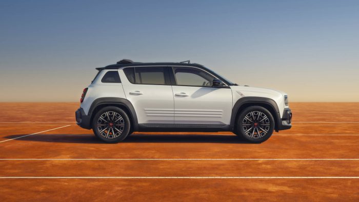 RENAULT 4 ROLAND GARROS E TECH ELECTRIC 5 700x394