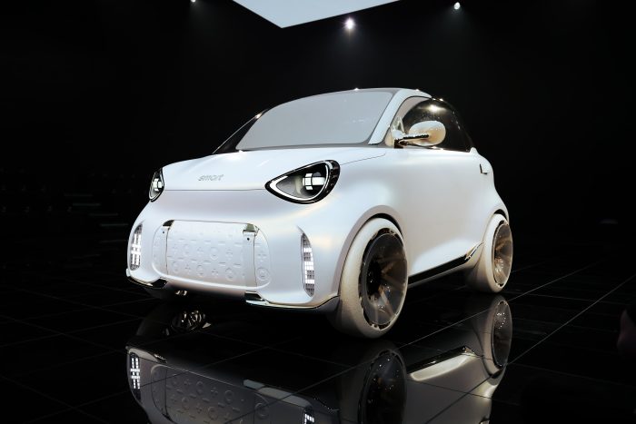 Smart #2, ritorna la mitica 2 posti. Ecco perché da elettrica stupirà 8 Smart Concept #2 1