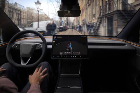 Tesla lancia la Guida Automatica Completa (Supervisionata) nei Paesi Bassi