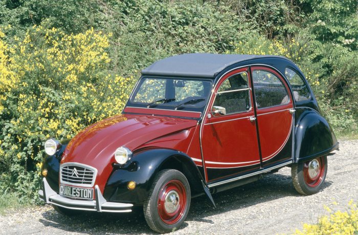 Nuova Citroen 2CV, elettrica da 15.000 euro a Pomigliano 3 2CVCharleston1 1 700x459