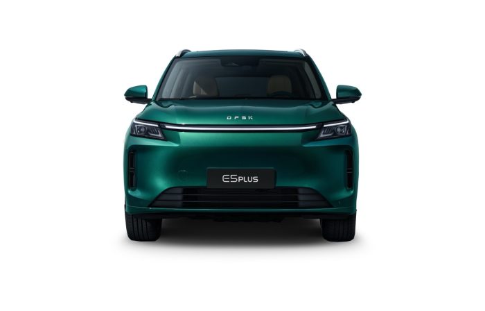 DFSK E5 Plus, nuovo Suv a 7 posti, ibrido plug-in da 1.500 km di autonomia 4 DFSK E5 Plus 2 700x448