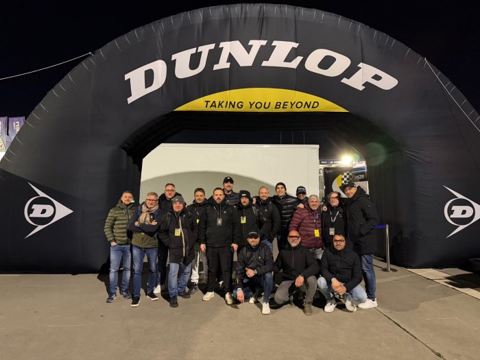 Dunlop alla 24 ore del Nurburgring, un successo 3 Dunlop alla 24 ore del Nurburgring 3 700x525