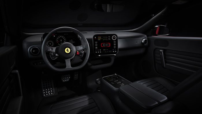 Incredibile Ferrari Luce, GT elettrica da 1050 cavalli con 60 brevetti unici 4 Ferrari Luce foto ufficiali 31 1 700x394