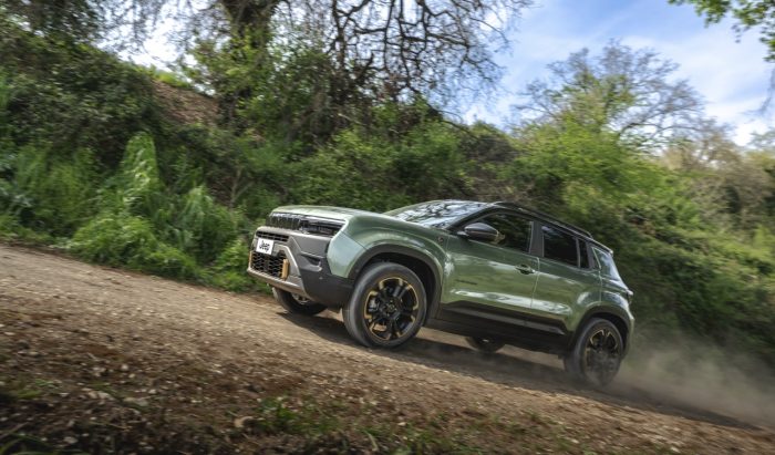 Jeep Avenger 2026 14 700x411