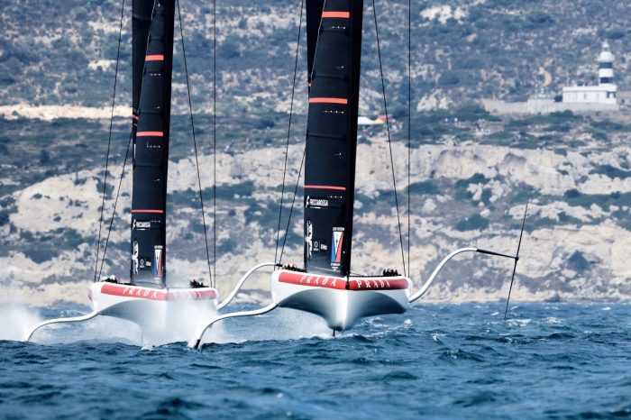 Luna Rossa e Alfa Romeo formidabile vittoria alla Preliminary Regatta Sardinia 2026 17 700x466