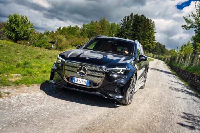 Mercedes GLC Elettrica 78 700x466