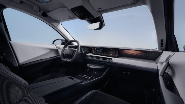 Nuova Lancia Gamma 2026, prime immagini ufficiali della fastback assemblata a Melfi 3 Nuova Lancia Gamma 2026 - 1