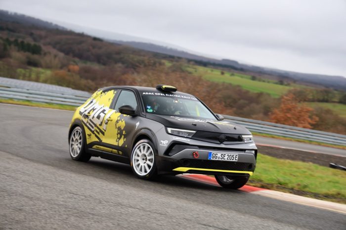 Opel Mokka GSE Rally 76 700x466