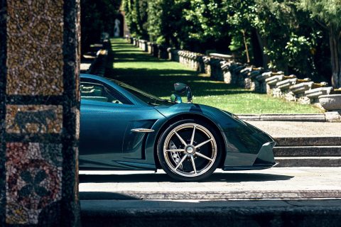 Pagani espone la Zonda C12 S 7.0L a Villa d'Este e la one-off Cervino a FuoriConcorso