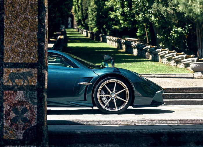 Pagani espone la Zonda C12 S 7.0L a Villa d'Este e la one-off Cervino a FuoriConcorso