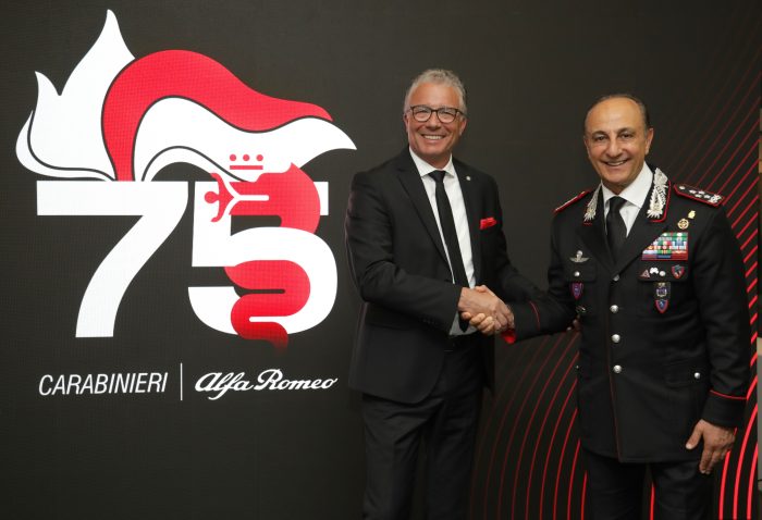 S.Ficili Alfa Romeo CEO S.Luongo Carabinieri Commanding General 700x478