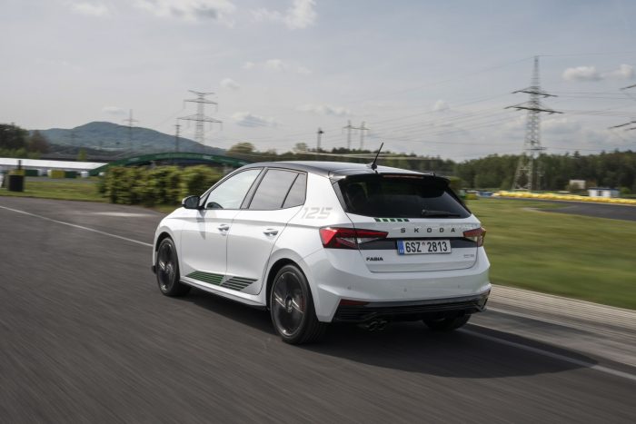 Skoda Fabia Motorsport Edition 3 700x467