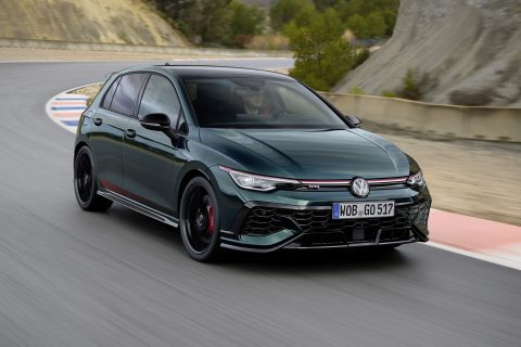 Volkswagen Golf GTI Edition 50 record Nurburgring - 1