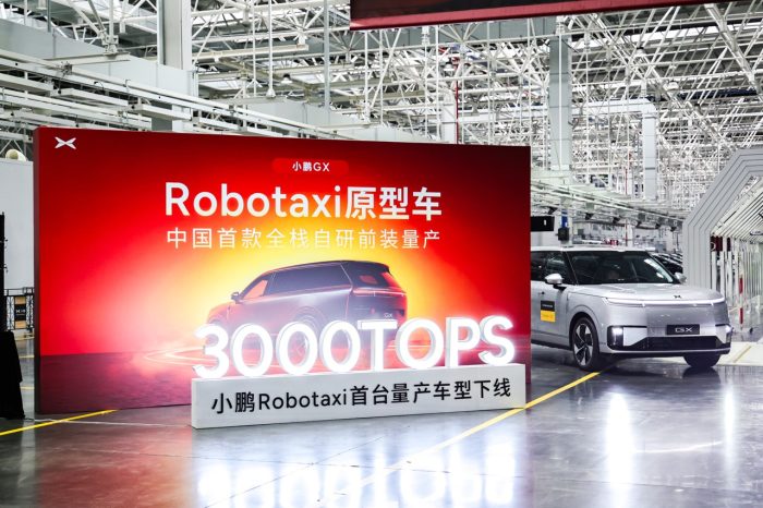 XPENG Robotaxi, debutta il primo taxi autonomo in serie del Marchio 3 XPENG Robotaxi 3 700x466