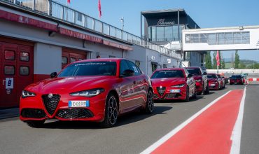 Alfa-Romeo-Driving-Academy27-1-370x220.jpg