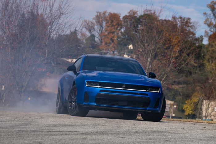 Dodge Charger 4 700x466