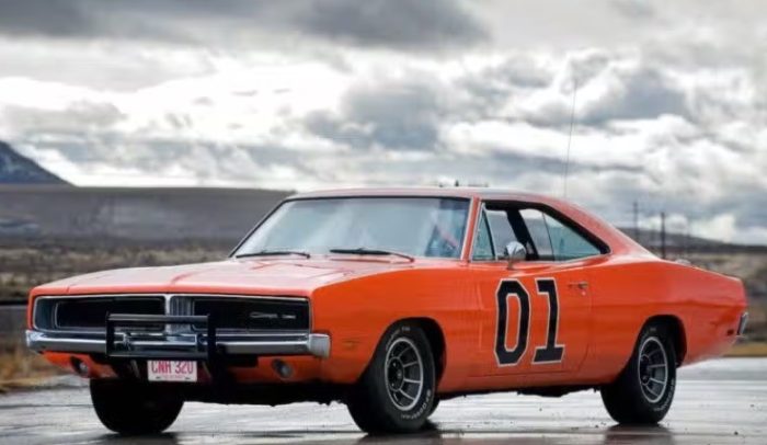 Dodge Charger 5 700x406