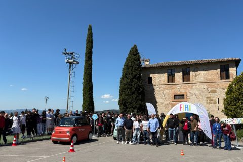 FIAT TOPOLINO NELLE SCUOLE CON “TOPCLUB - A SCUOLA DI SICUREZZA STRADALE CON FIAT” (3)