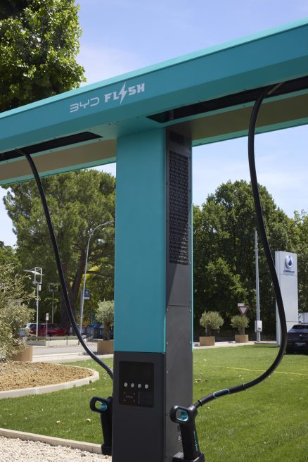 Flash Charging ricarica in 9 minuti Denza apre a Bologna la prima formidabile stazione italiana 1 438x656