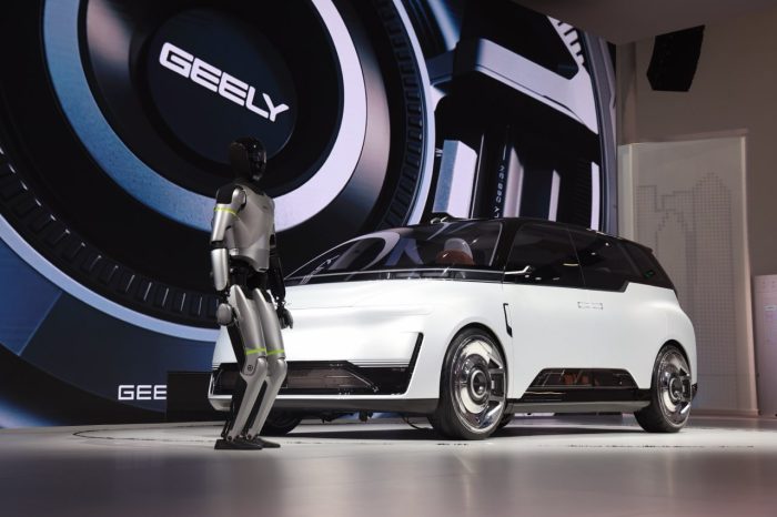 Geely 2 700x466
