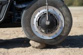 Goodyear torna sulla luna e sviluppa pneumatici lunari per il veicolo Pegasus di Lunar Outpos 4