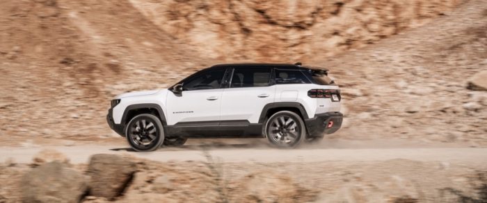Nuovo Jeep Compass 2026, la prova. 3 Jeep Compass 4xe 2026 2 e1784032564299 700x293