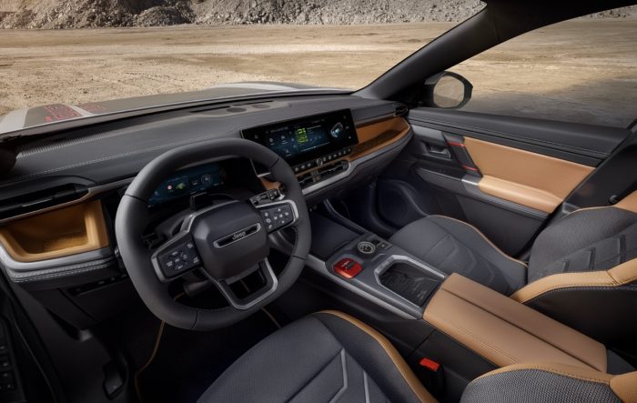 Jeep Compass 4xe, l'elettrica a trazione integrale arriva sul mercato. Caratteristiche e prezzo 4 Jeep Compass 4xe 2026 32 700x443