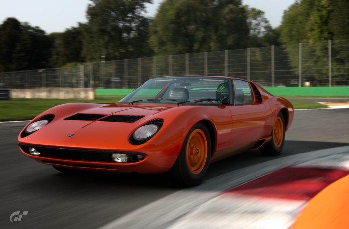 Lamborghini Miura compie 60 anni, mito da corsa nei videogame 2 Lamborghini Miura compie 60 anni, mito da corsa nei videogame 14