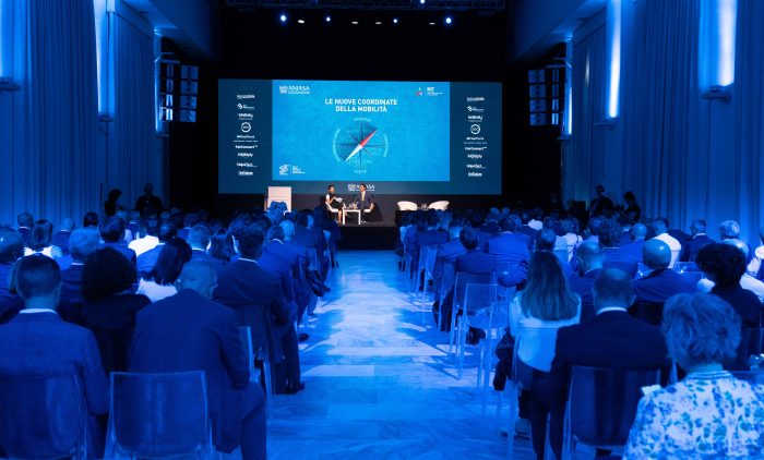 Lindagine Bain Company ANIASA il 59 non considera o posticipa il cambio vettura 700x422