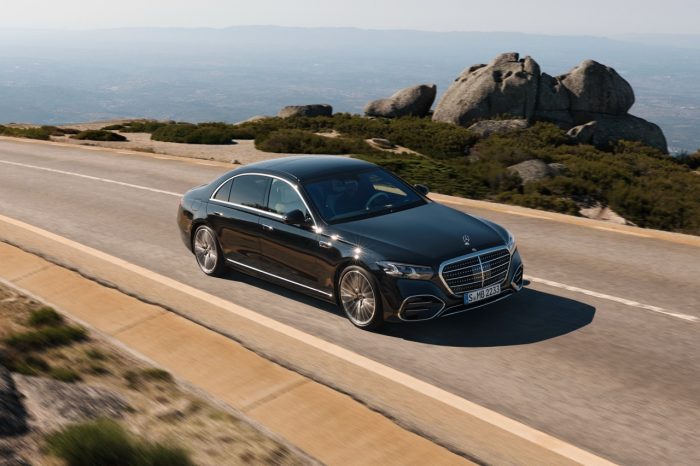 Mercedes celebra i 140 anni con Classe S 2026. I segreti dell'ammiraglia regina di lusso e tecnologia 8 Mercedes Classe S 2026 i segreti dellammiraglia regina di lusso e tecnologia 70 700x466
