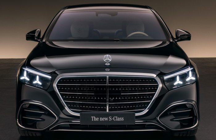 Mercedes celebra i 140 anni con Classe S 2026. I segreti dell'ammiraglia regina di lusso e tecnologia 4 Mercedes Classe S 2026 i segreti dellammiraglia regina di lusso e tecnologia 91 e1782238614690 700x455