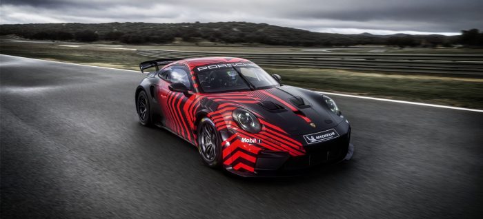 Porsche 911 GT4 R