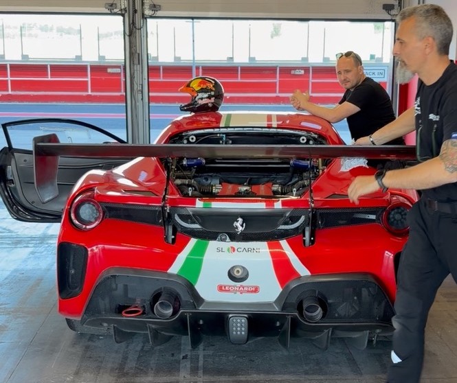 Nasce a Misano “Tonygomme Racing Club”, l'86% dei clienti lusso dei motori cerca l'esperienza di guida, non lo status symbol 2 Tonygomme Racing Club