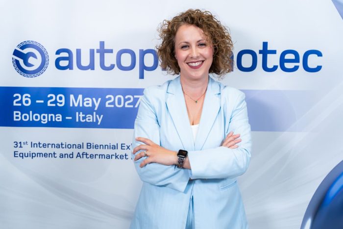 Autopromotec 2027, 10.000 mq in più e il futuro dei motori 5 Veicoli fuori uso AP27 Dialogue 1 ELV Revolution Milano 23 giugno Enrica Lazzarini CEO Autopromotec 700x467