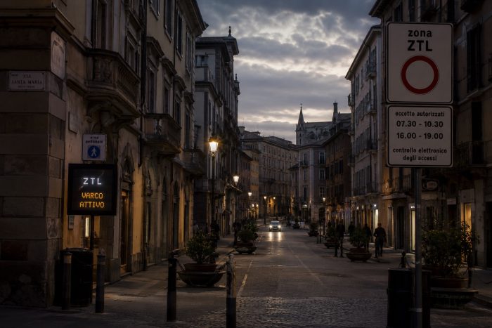 ZTL, l'Italia esagera imponendo il 56% delle limitazioni presenti nell'intera Europa 4 ZTL lItalia esagera imponendo il 56 delle limitazioni presenti nellintera Europa 700x467